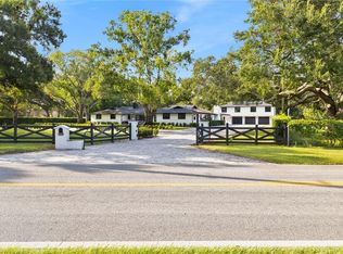 900 W PLANT STREET, WINTER GARDEN, FL 34787