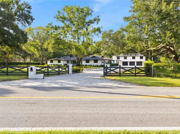 900 W PLANT STREET, WINTER GARDEN, FL 34787