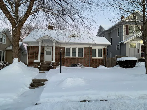 2811 Jefferson Ave, Davenport, IA 52803