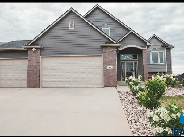 100 N Dewberry Ave, Sioux Falls, SD 57110