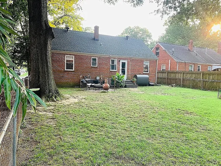 4000 Augusta Ave — Photo 21