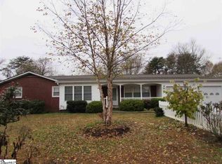 206 Corrine St, Easley, SC 29642