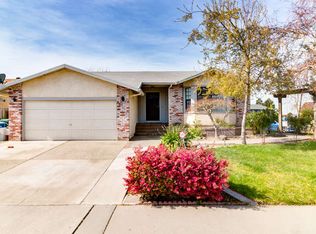 15301 Cambridge Dr, Lathrop, CA