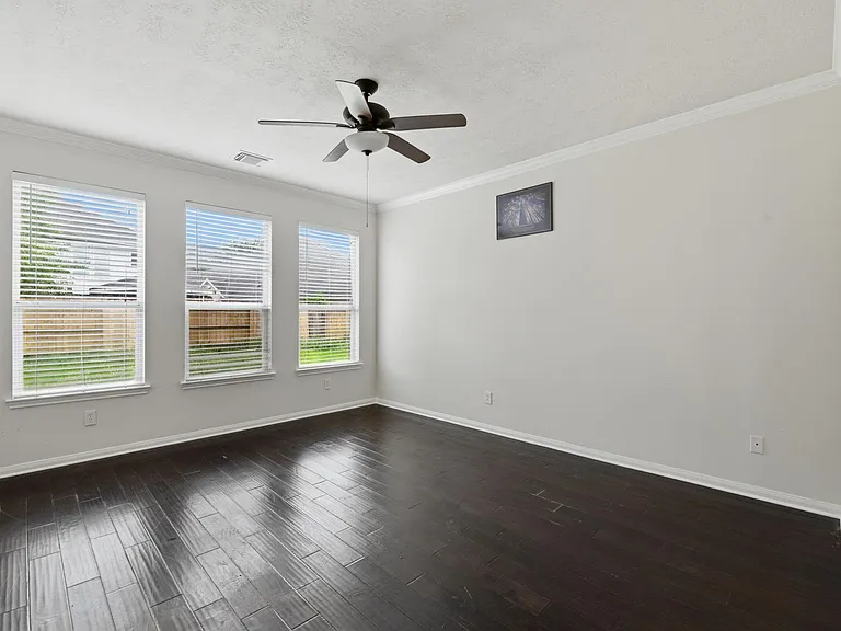 7519 Chathan Glen Ln — Photo 18