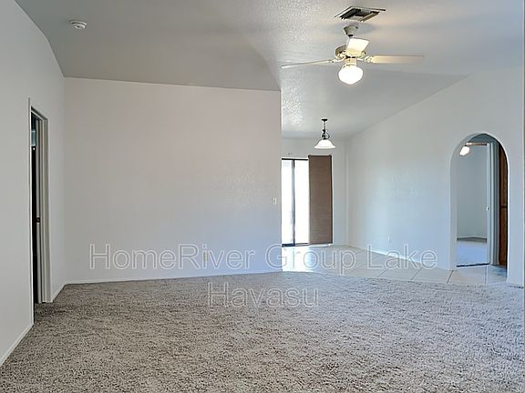3rd image of 3200 Palm Grove Dr