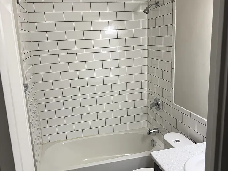 7 Albert St #116 — Photo 16
