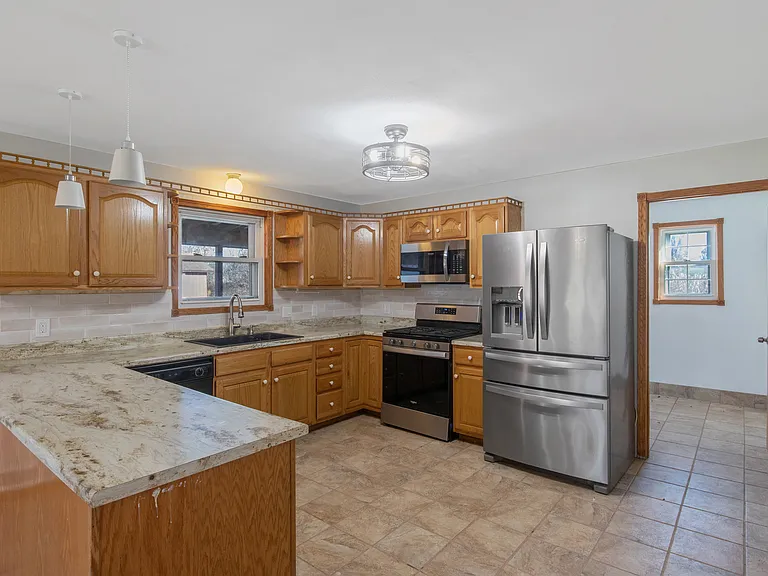 6961 Collamer Rd — Photo 12