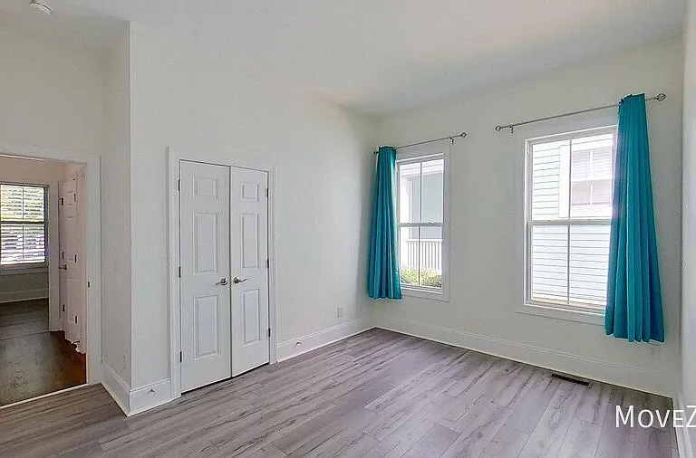 17011 Hedgerow Park Rd — Photo 58