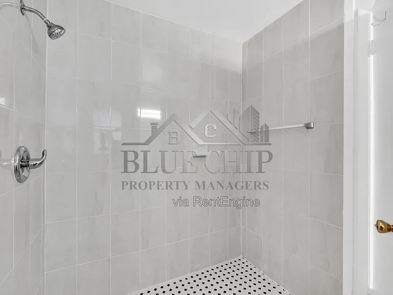 5322 Jade St — Photo 17
