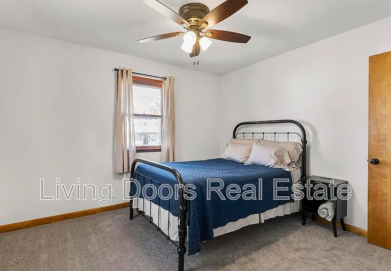 6935 Colby St — Photo 14