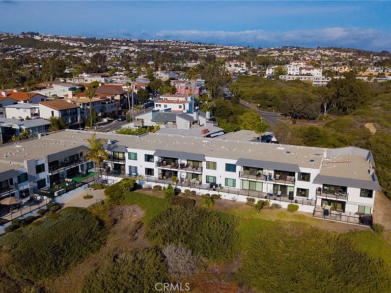 235 Avenida Lobeiro — Photo 26