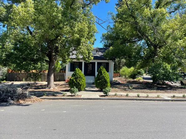 14 Russell St, Winters, CA 95694