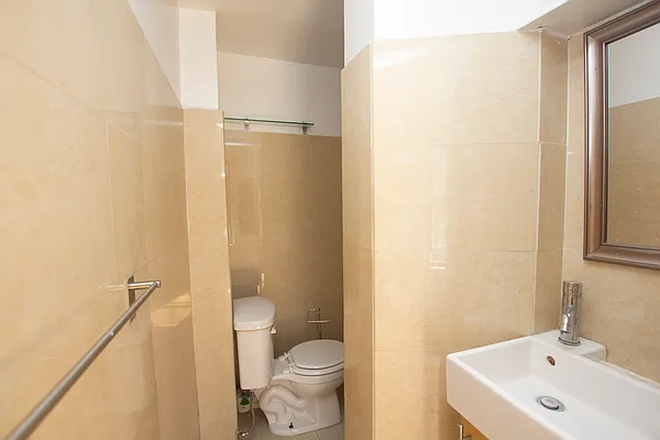 Rented by Jonis Realty | media 27