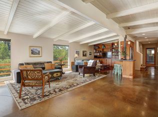 4901 Escobedo Dr, Woodland Hills, CA 91364