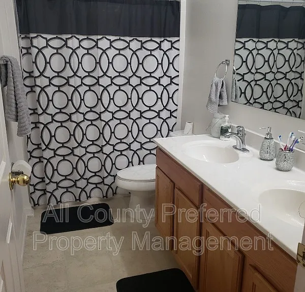 1149 Macon Dr — Photo 11