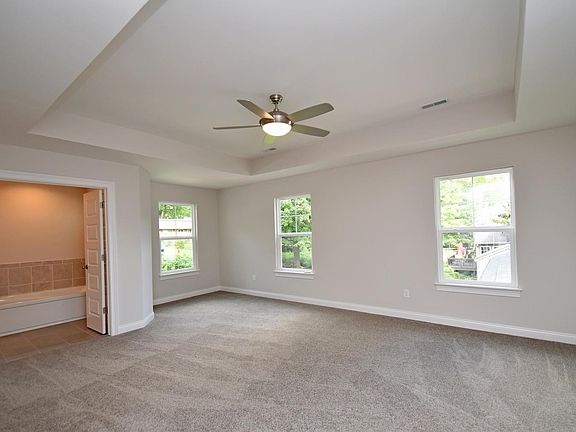 4th image of 7241 Thomas Dr