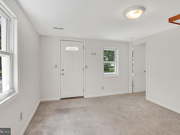 2nd image of 42 Bloomingdale Ave