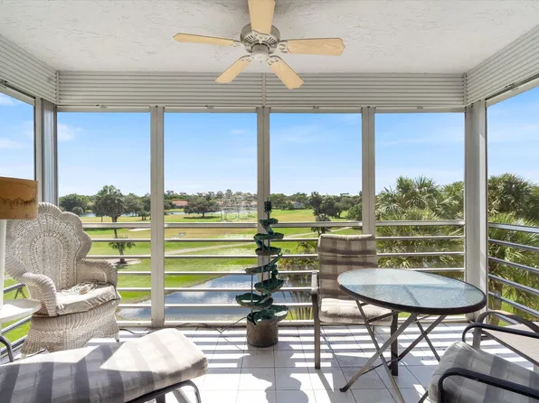 3980 Oaks Clubhouse Drive #411, Pompano Beach, FL 33069