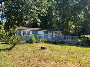 229 Center St, Oak Hill, WV 25901