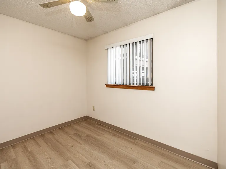 2644 Hunt St #13 — Photo 4
