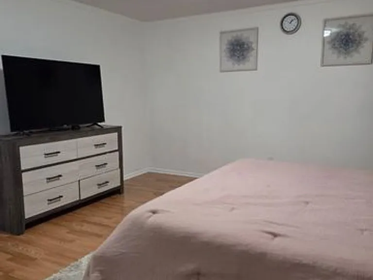 810 Sandtree Dr — Photo 11
