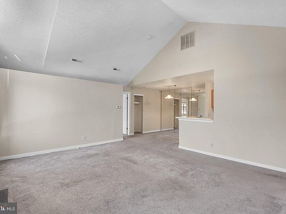 5th image of 1605 Augusta Cir