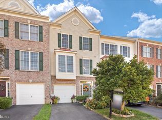 8943 Benchmark Ln, Bristow, VA 20136