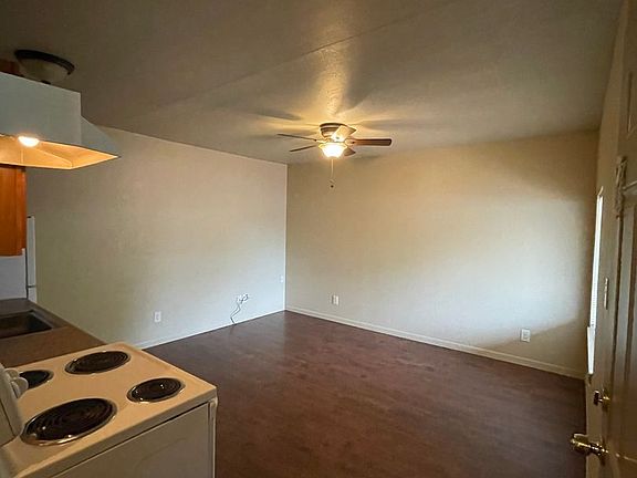 2nd image of 20A Peach Ave