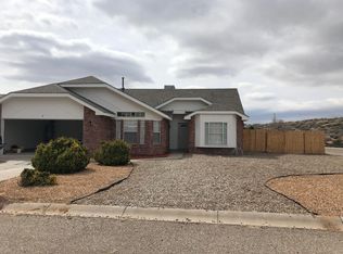 2 Locust St, Los Lunas, NM 87031