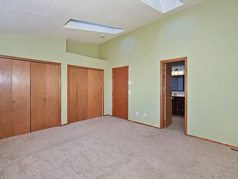 4330 Archwood Dr — Photo 8