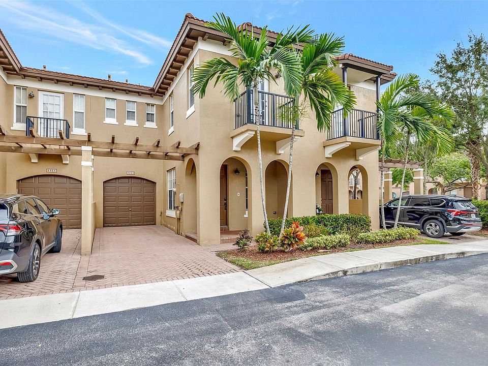 1st image of 6858 Julia Gardens Drive #6858