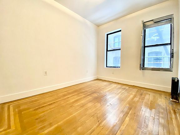 4th image of 529 W 158th St #E2