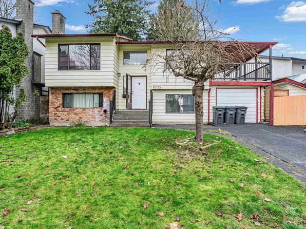 6735 133rd St, Surrey, BC V3W 7J5