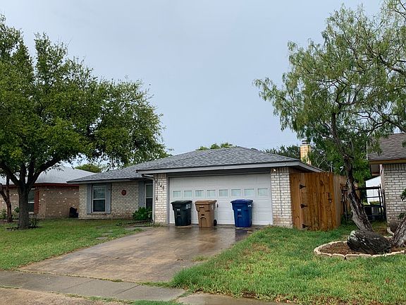 2nd image of 2240 Lombardy Dr