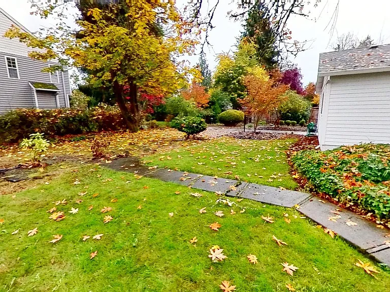 1722 NE Jackson School Rd — Photo 26
