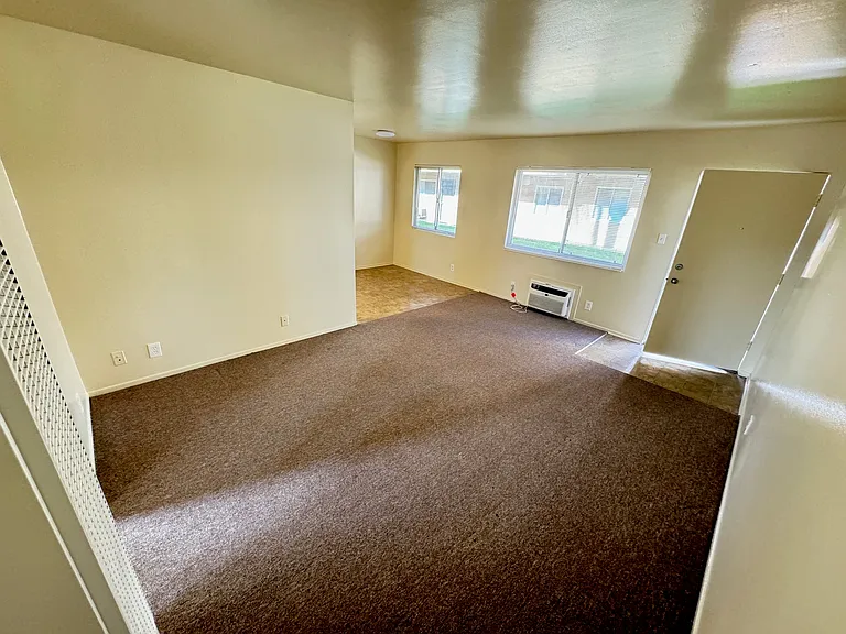 1133 E Alosta Ave #28 — Photo 9