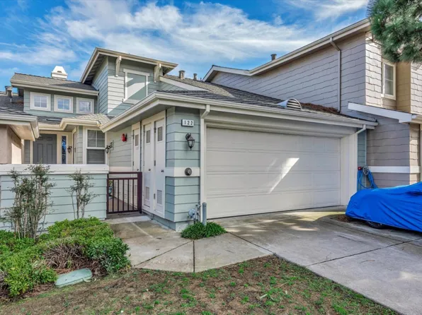 122 Rock Wren Ln, Brisbane, CA 94005