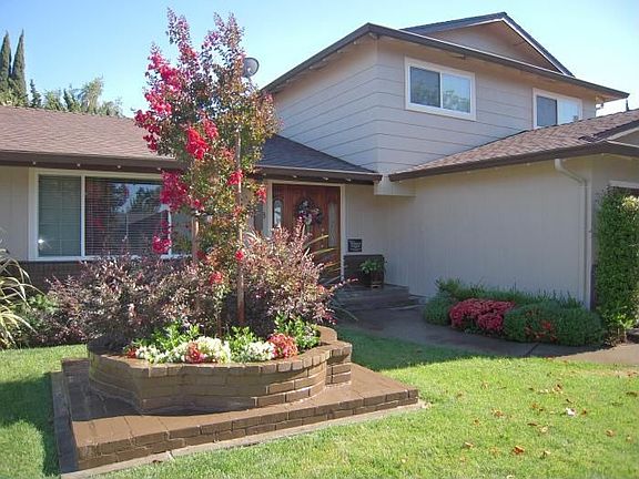 5th image of 2948 Beaufort Ave