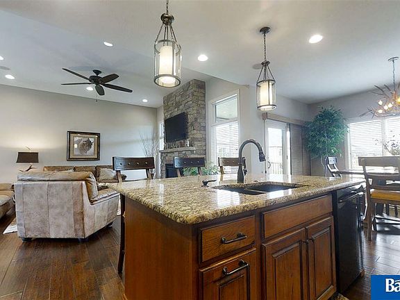 5th image of 7242 Dempster Dr