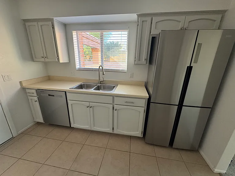 4209 E Blanton Rd — Photo 9