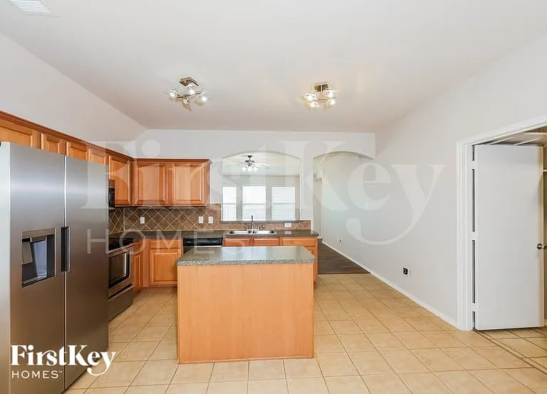 8028 Plateau Dr — Photo 7