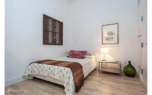 Rented by Douglas Elliman | media 5
