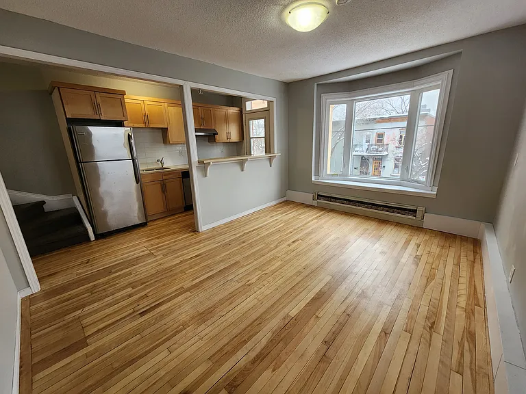 342 Somerset St E #B — Photo 6