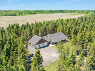 32 Whispering Pines Ave, Washburn, ME 04786