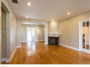 2558 SW 20th St, Miami, FL 33145