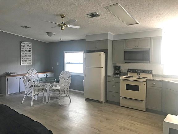 4th image of 1028 La Paloma Blvd #1028