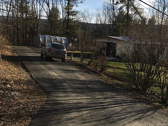 2nd image of 27 Grandview Ave