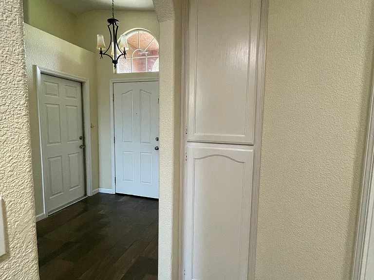 1915 Hatch Ave — Photo 31
