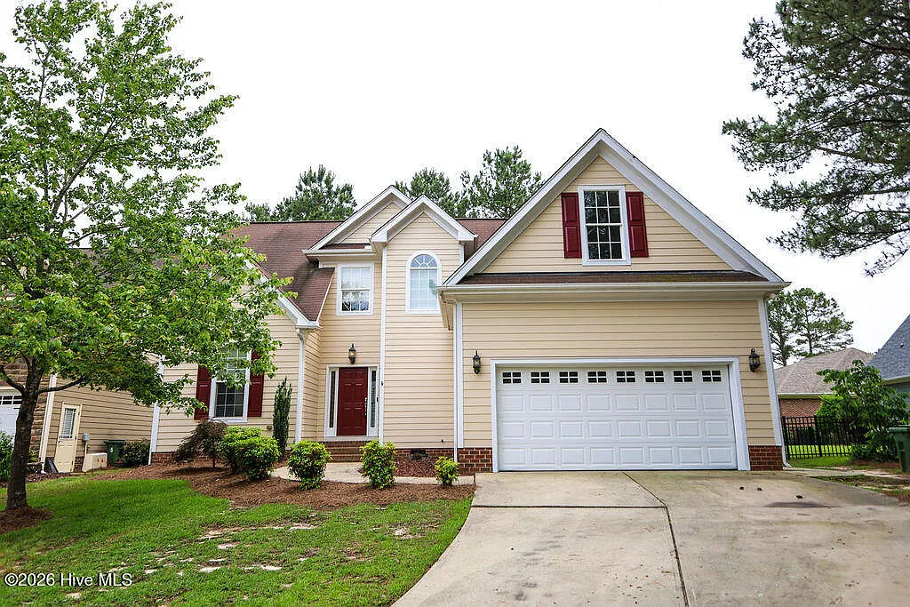 3 bed, 2.5 bath, 1616 sqft, $2,300 — Photo 1