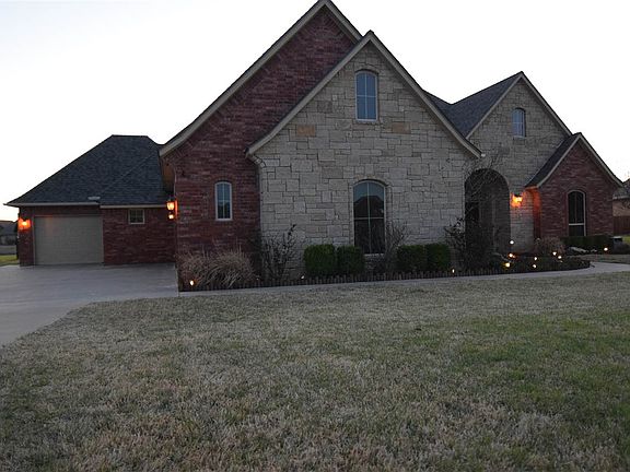 2nd image of 1299 Stillwater Trl
